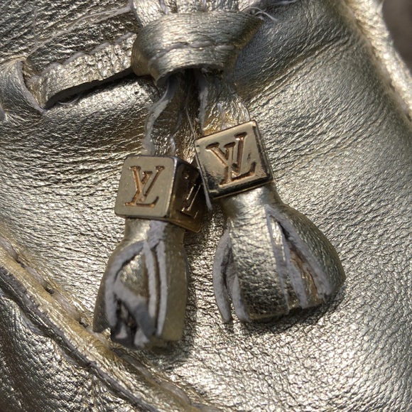 Louis Vuitton Flats - Picture 4 of 13